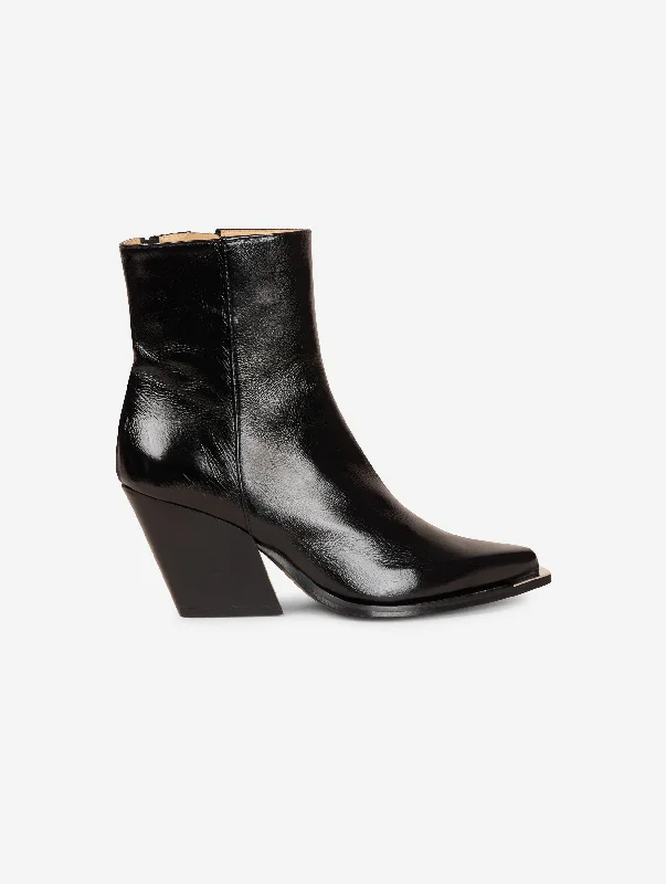 Boots en cuir verni noir