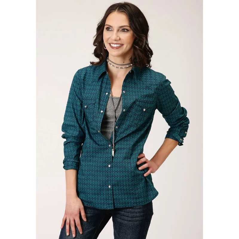 Roper Women's Green Diamond Print Long Sleeve